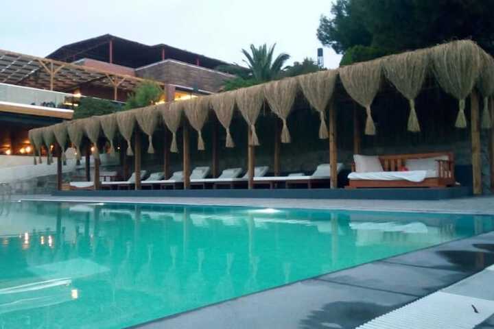 Pool 6 of 18