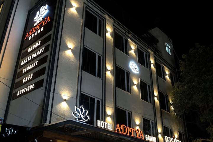 Hotel Aditya Grand - Bhopal