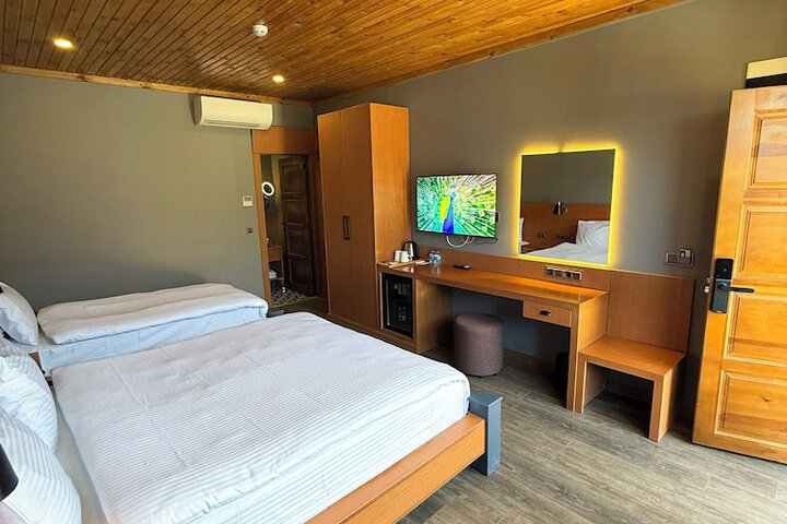 Room 26 of 151
