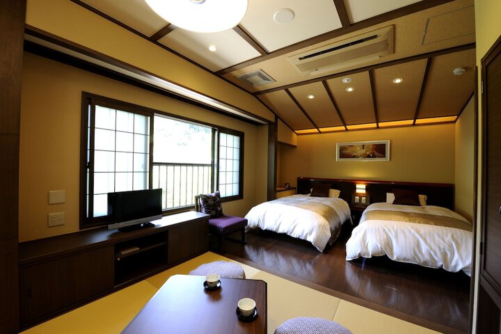 Room 27 of 57