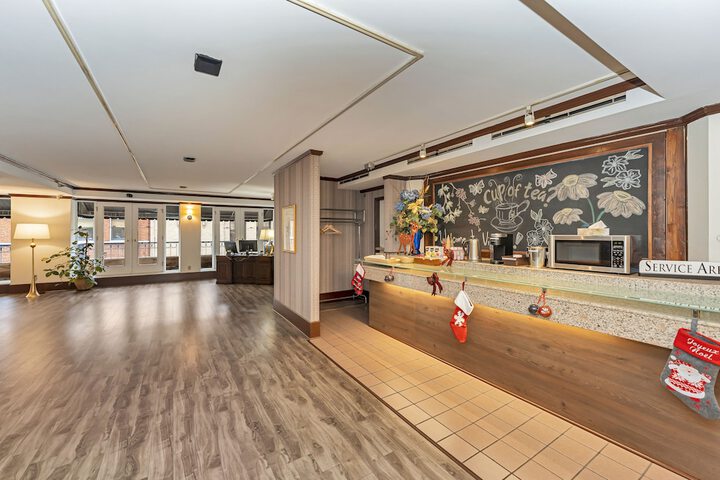 Hotel Interior 7 of 67