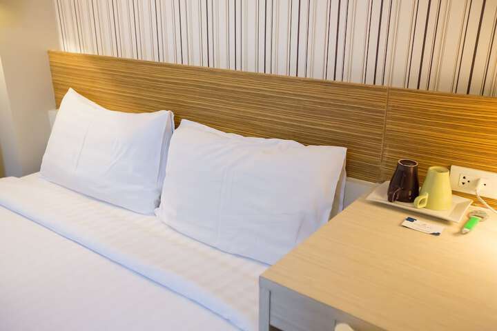 Room 15 of 50
