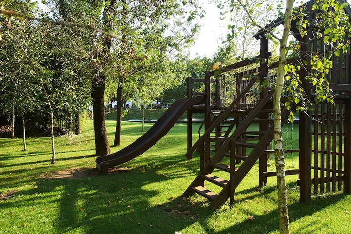 Children's play area - outdoor