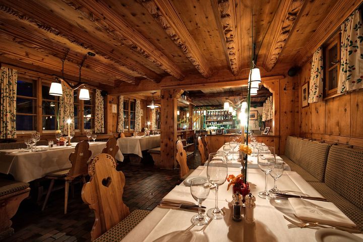 Dining 74 of 93