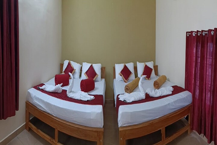 Room 17 of 33