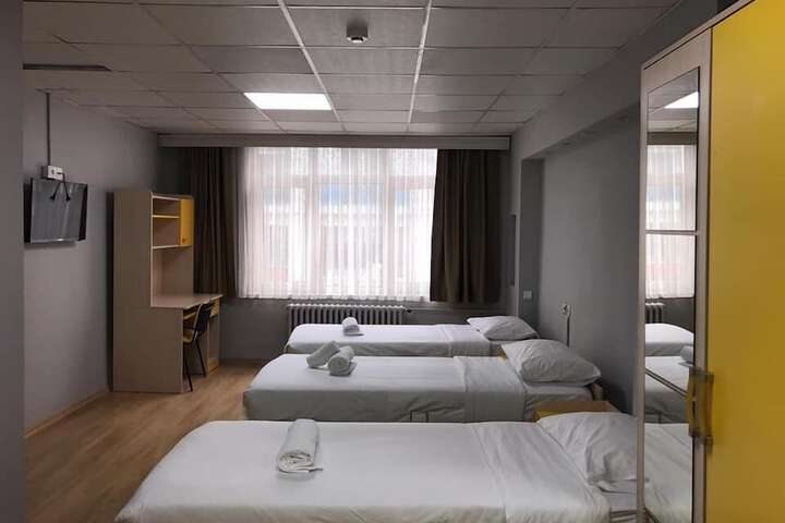 Room 5 of 23
