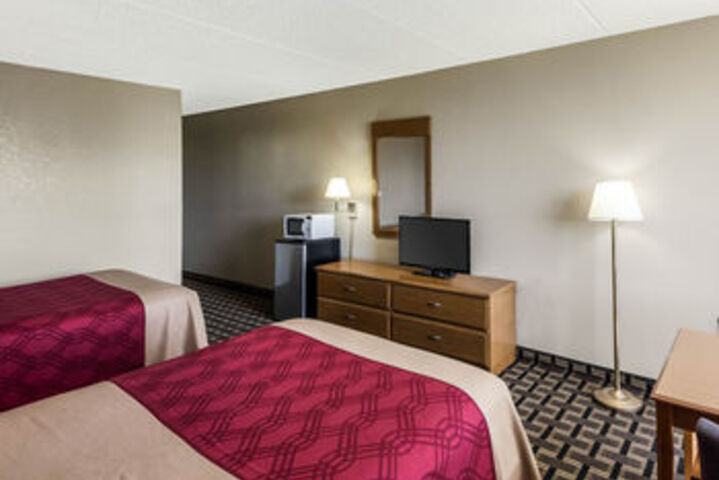 Room 12 of 22