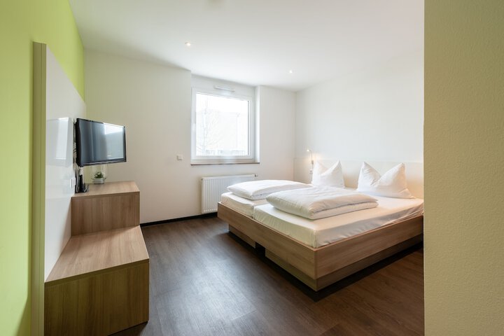Room 7 of 23