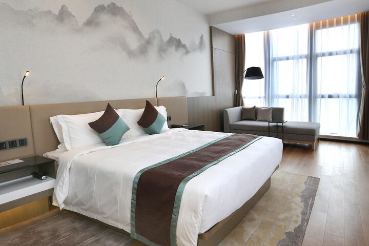 Room 21 of 42