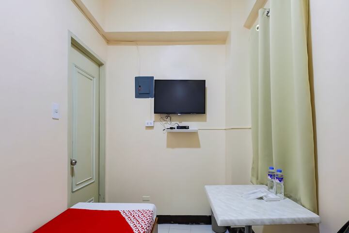 Room 10 of 34