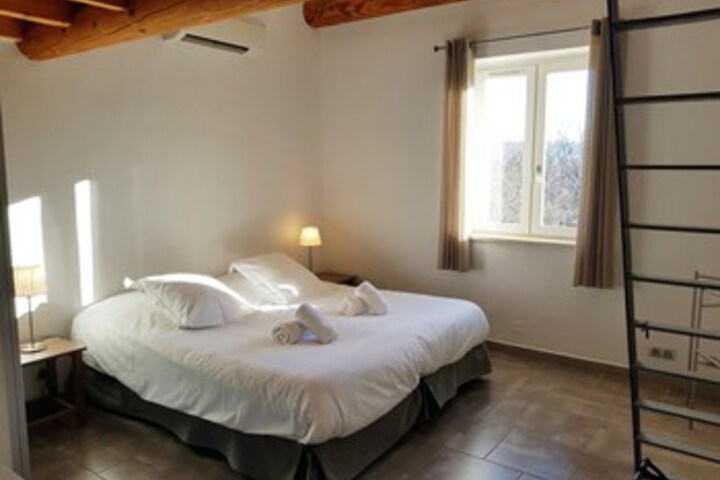 Room 41 of 51