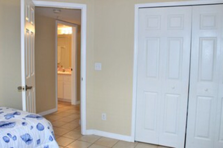 Room 14 of 20