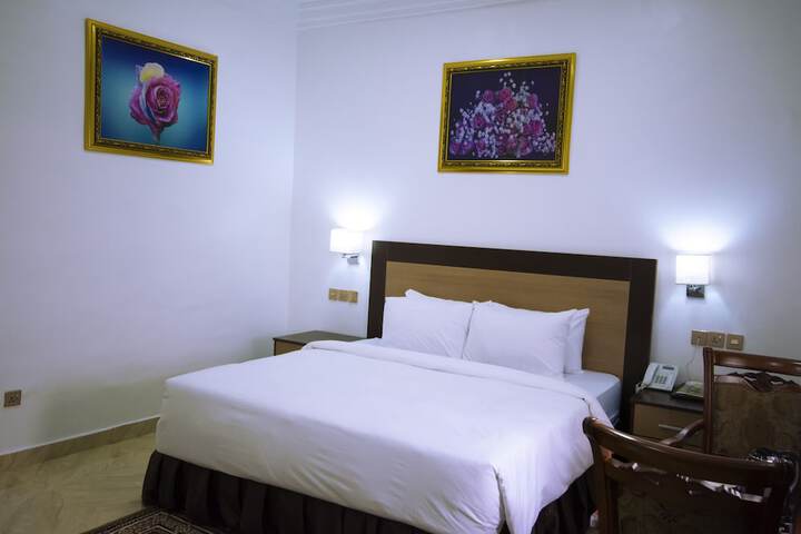 Room 3 of 13