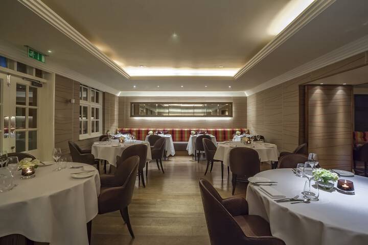 Dining 72 of 94