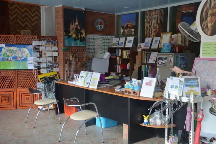 Photo 10