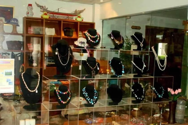 Gift Shop 24 of 49