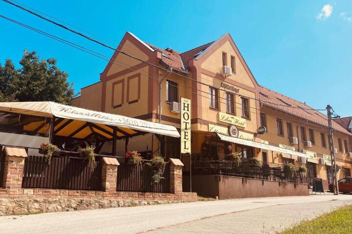 Exterior of Libra Hotel