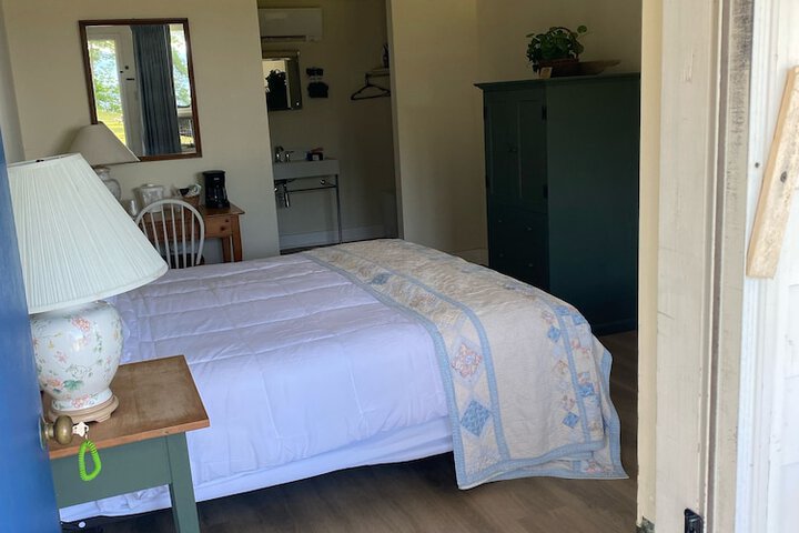 Room 50 of 205