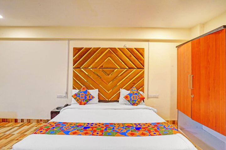 Room 17 of 29