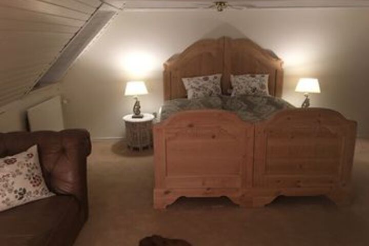 Room 7 of 15