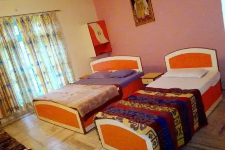 Room 3 of 11