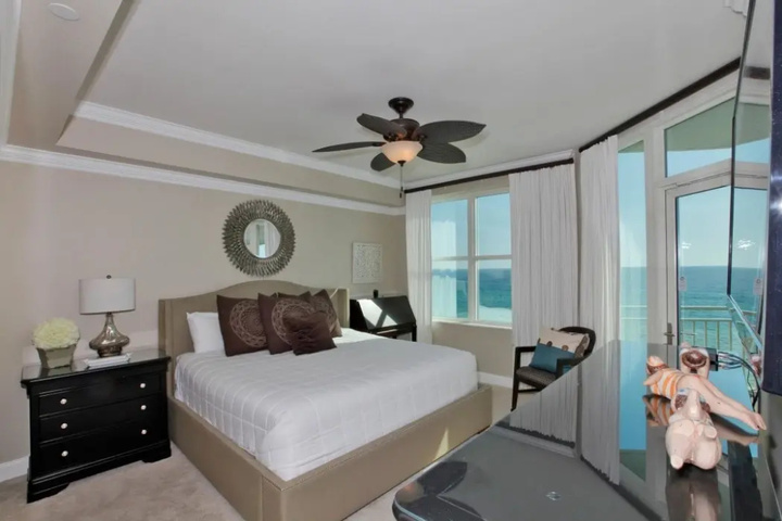 Room 3 of 13