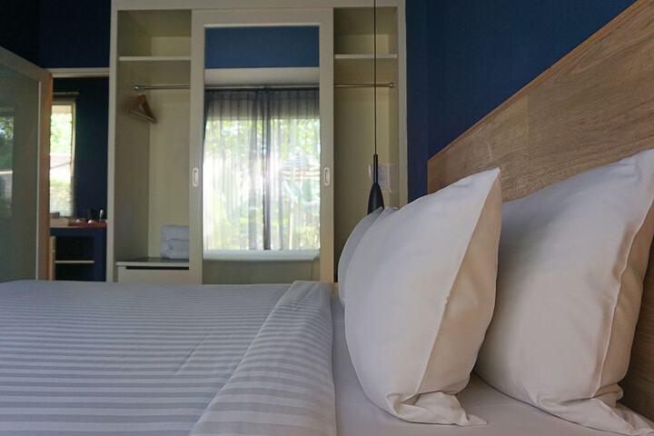 Room 30 of 95