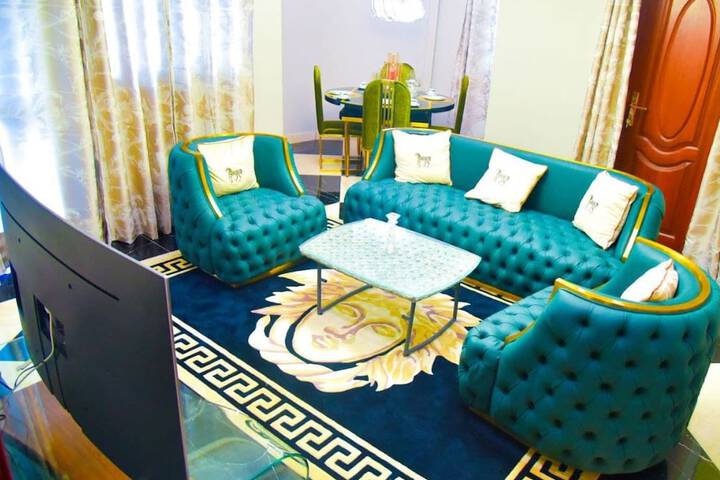 Room 3 of 12
