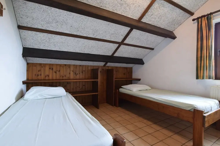 Refined Holiday Home in Nadrin With Garden
