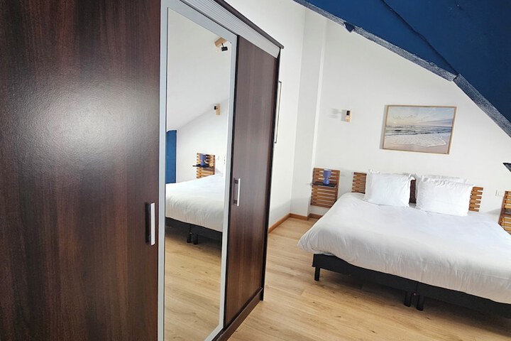 Room 9 of 57