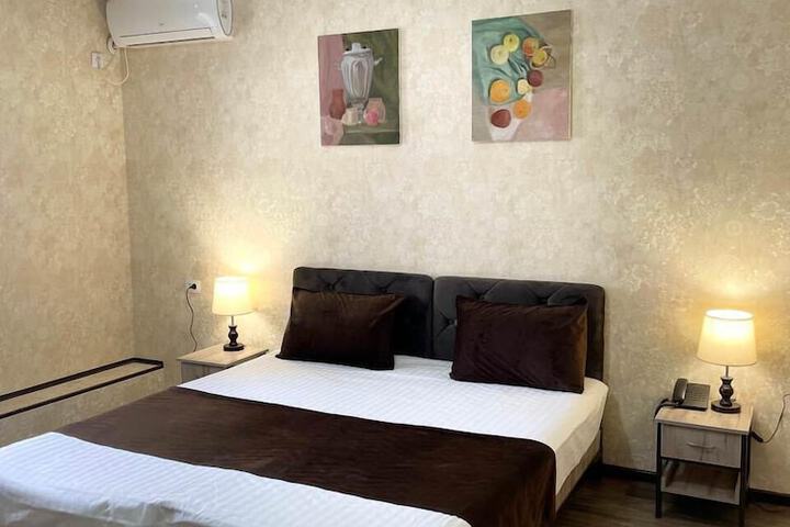 Room 14 of 27
