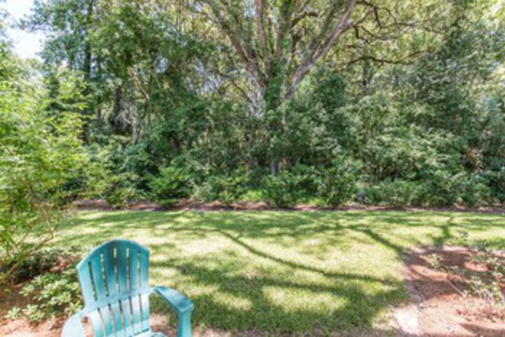 Property Grounds 43 of 48