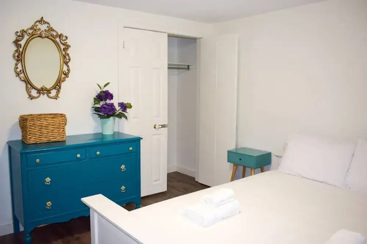 Room 3 of 13