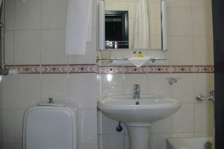 Room 36 of 53