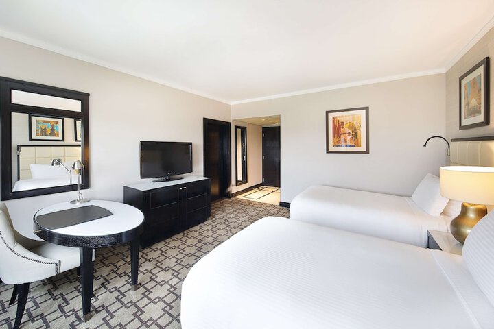 Room 29 of 131