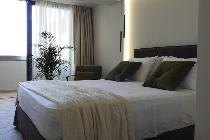 Room 9 of 70