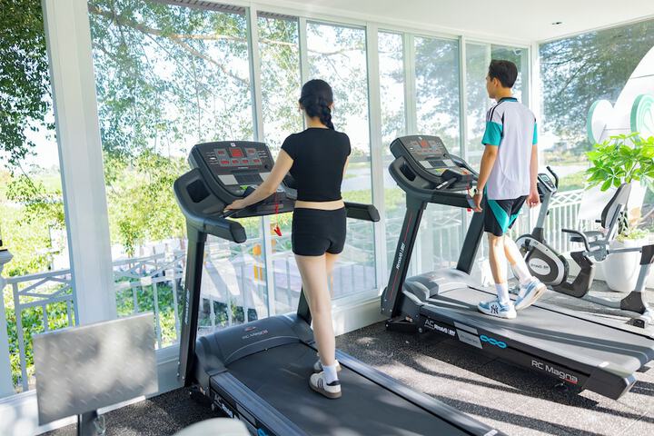Health and Fitness 32 of 48