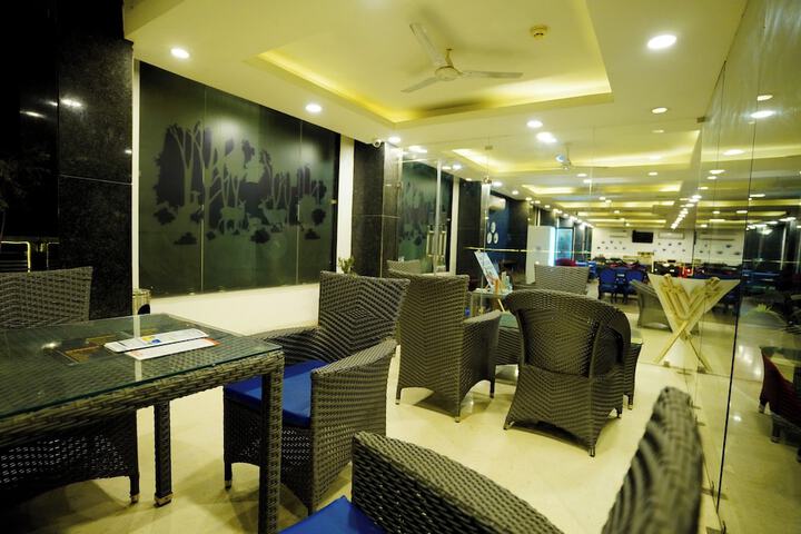 Hotel Interior 16 of 109