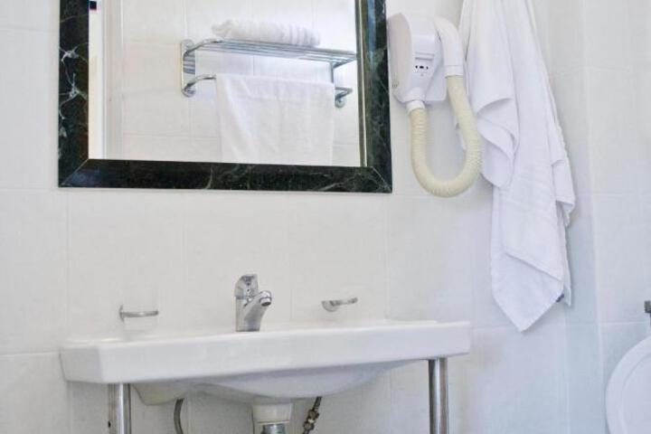 Bath Photo