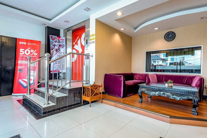 Hotel Lobby