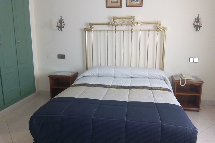 Room 10 of 45