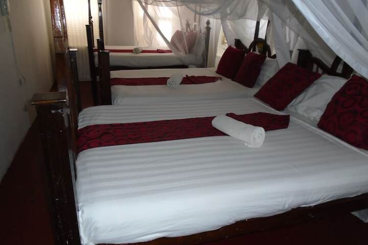 Room 8 of 39