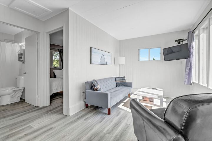Room 2 of 40
