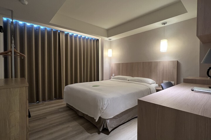 Room 16 of 67
