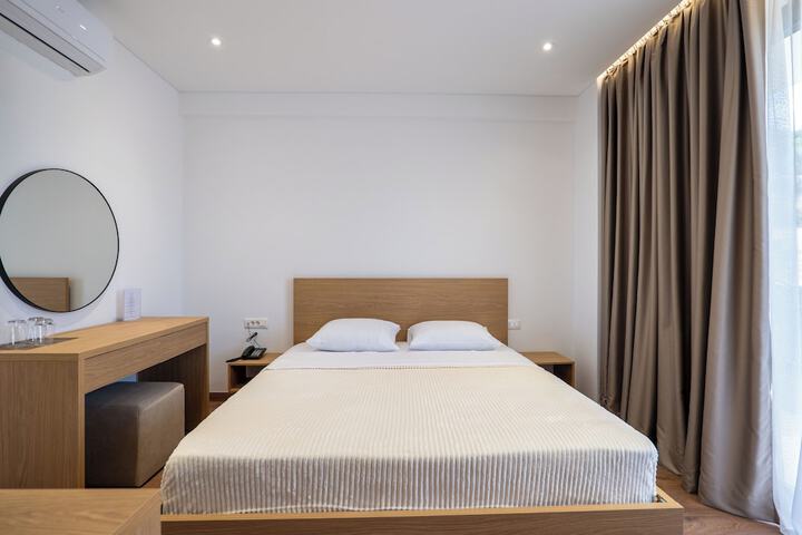 Room 7 of 58