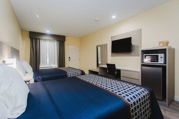 Room 8 of 49