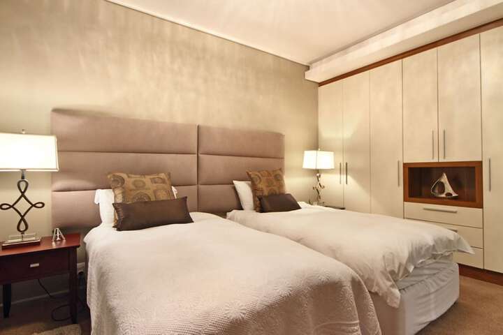 Room 49 of 132