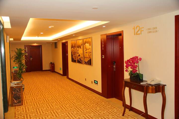 Hotel Interior 28 of 29