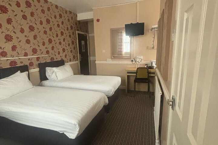 Room 25 of 58