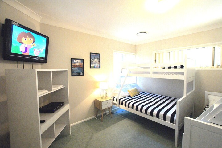 Room 42 of 78